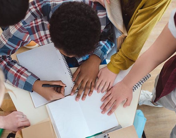 how to apply for scholarships as a junior