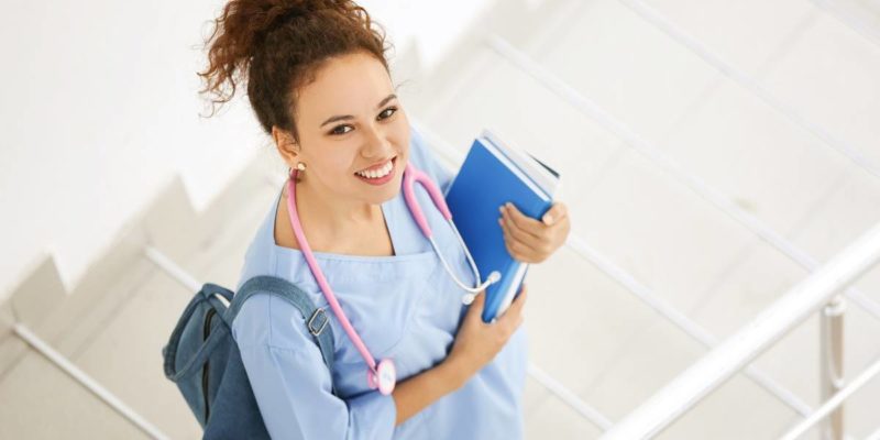 How To Get An Associate Degree In Nursing Online