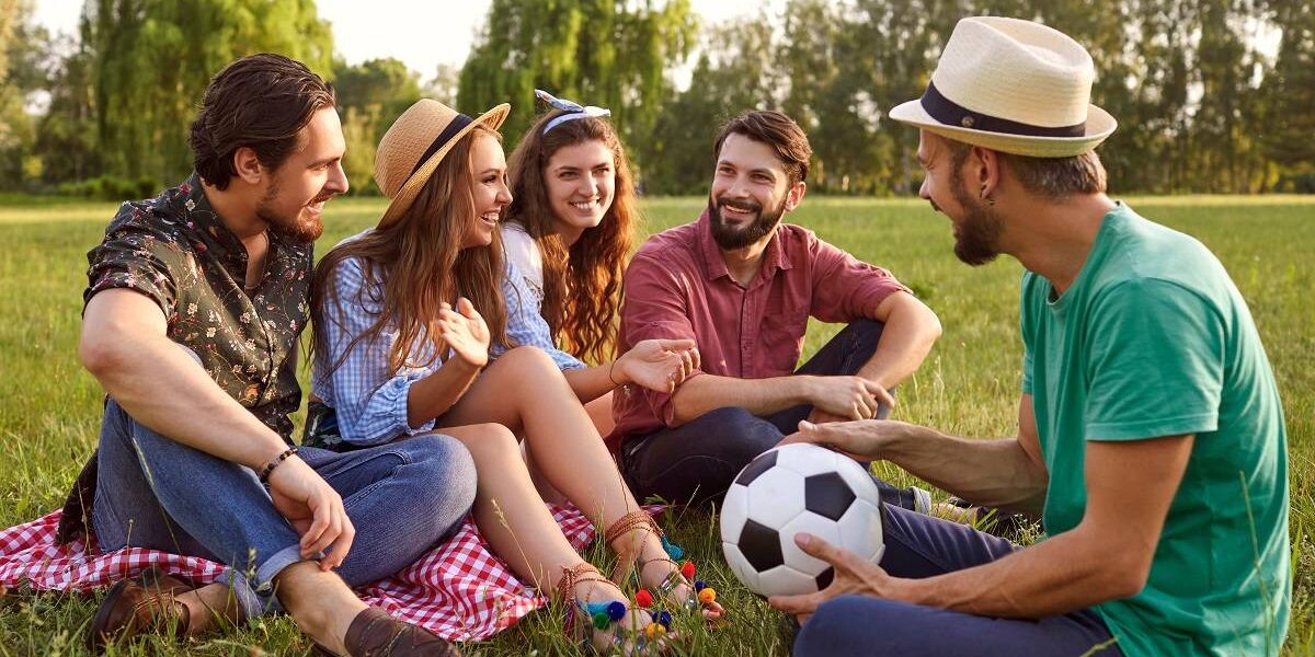 Factors To Consider When Choosing A College Major: Reflecting On Your Extracurricular Activities