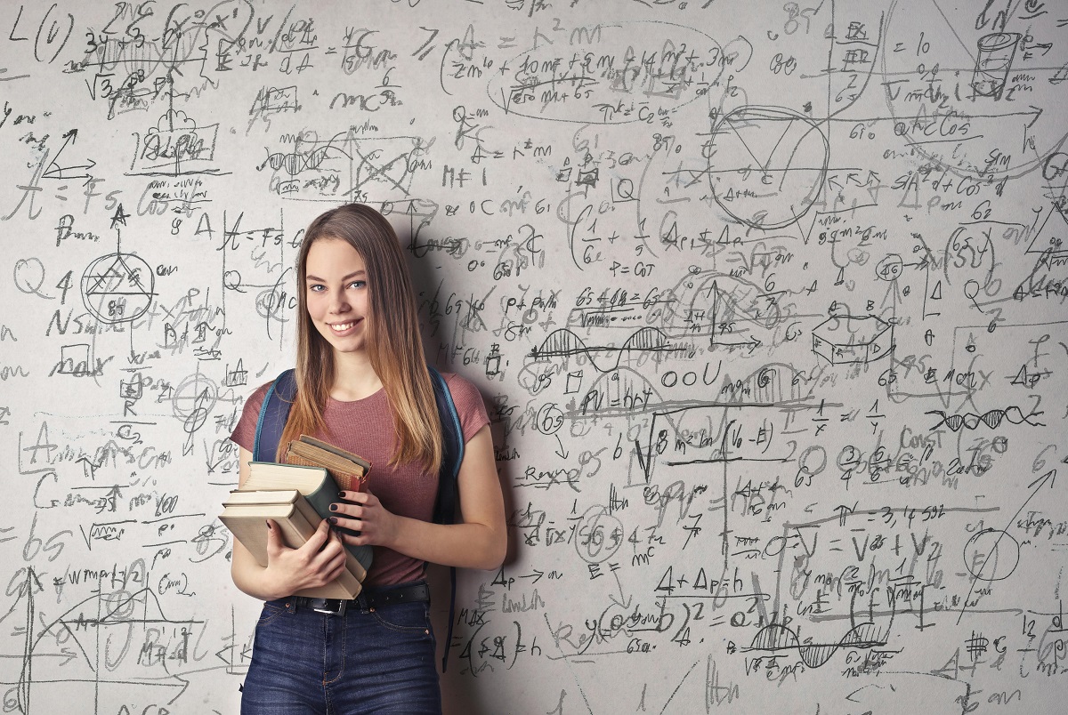 Communication and Engagement Dynamics in Degree Program