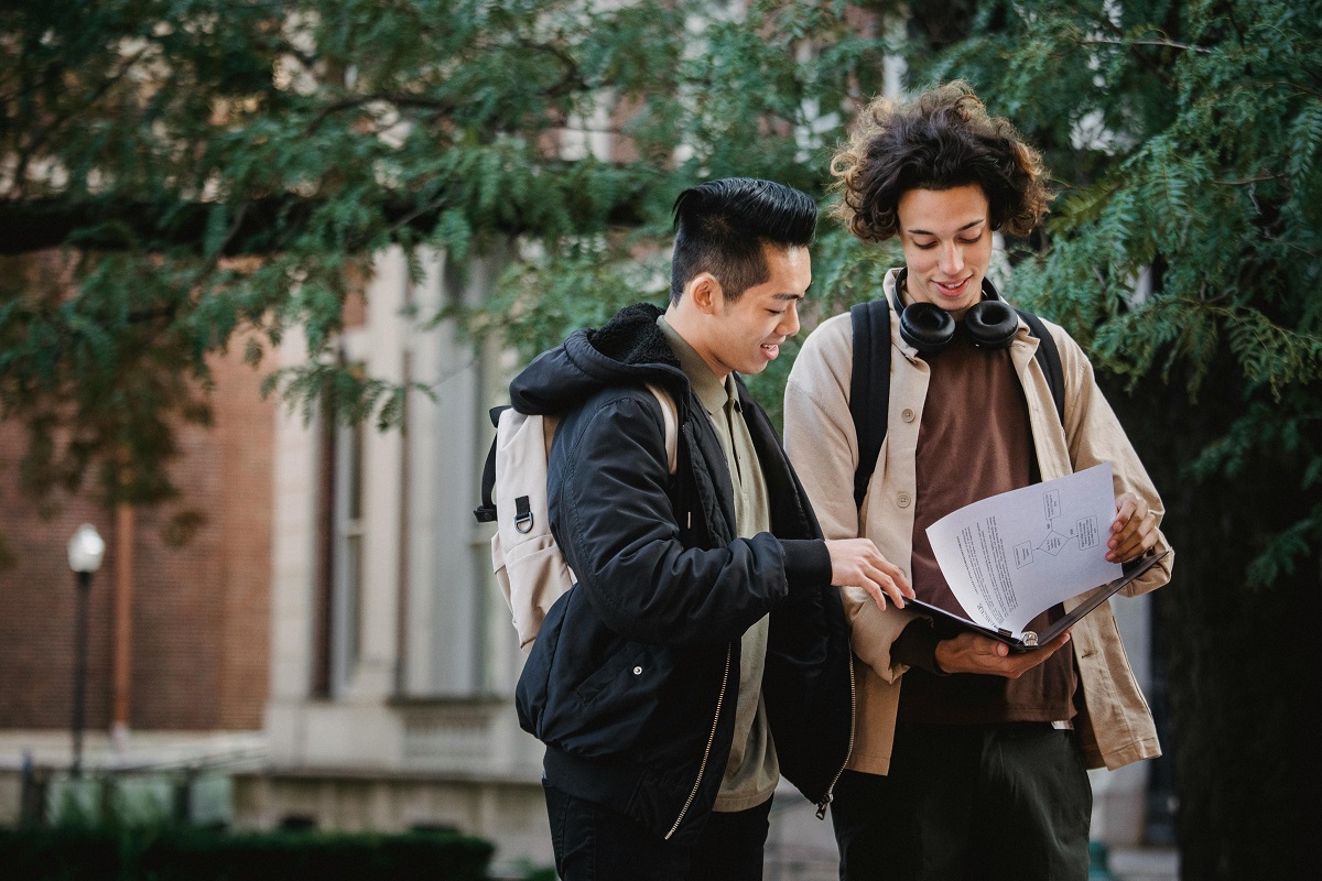 Engaging the Reader to Get Admission in a Stellar College