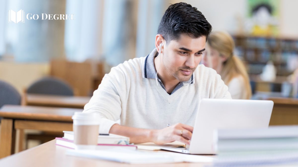Benefits of Online Master's Programs