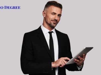Choosing the Right Online Law Degree for Professionals