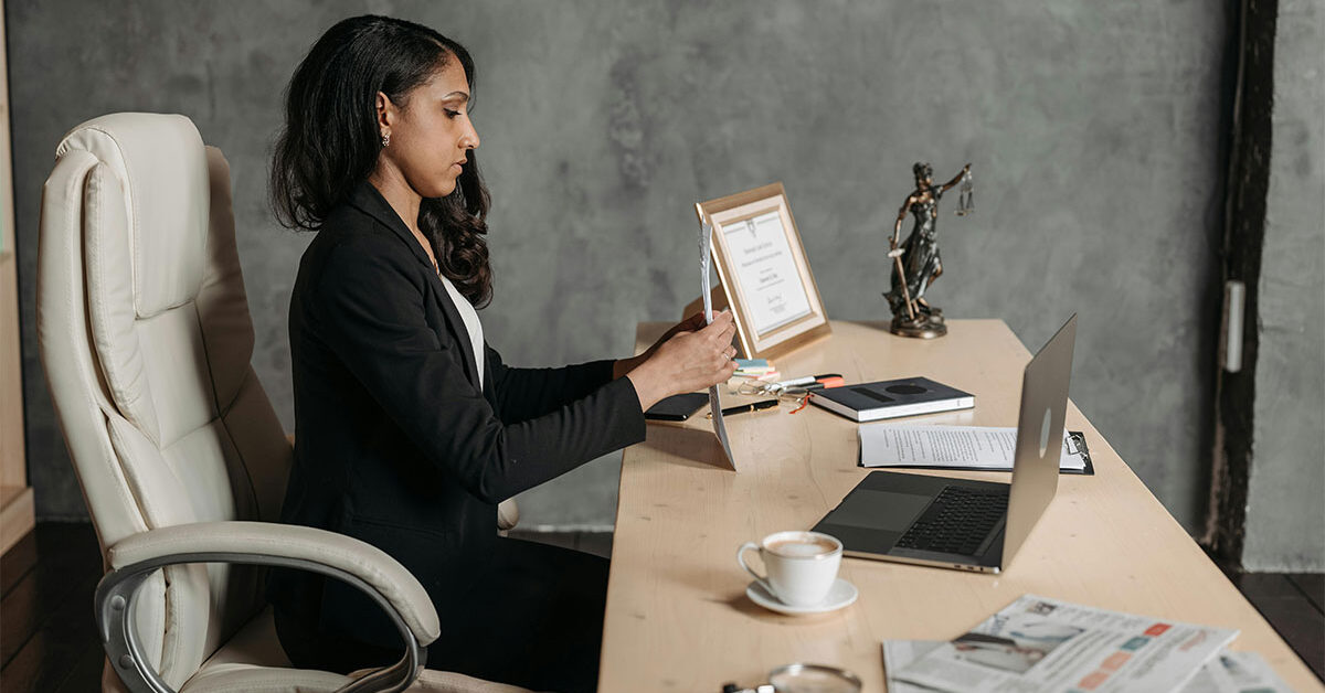 3 Ways a Law Degree Boosts Critical Thinking