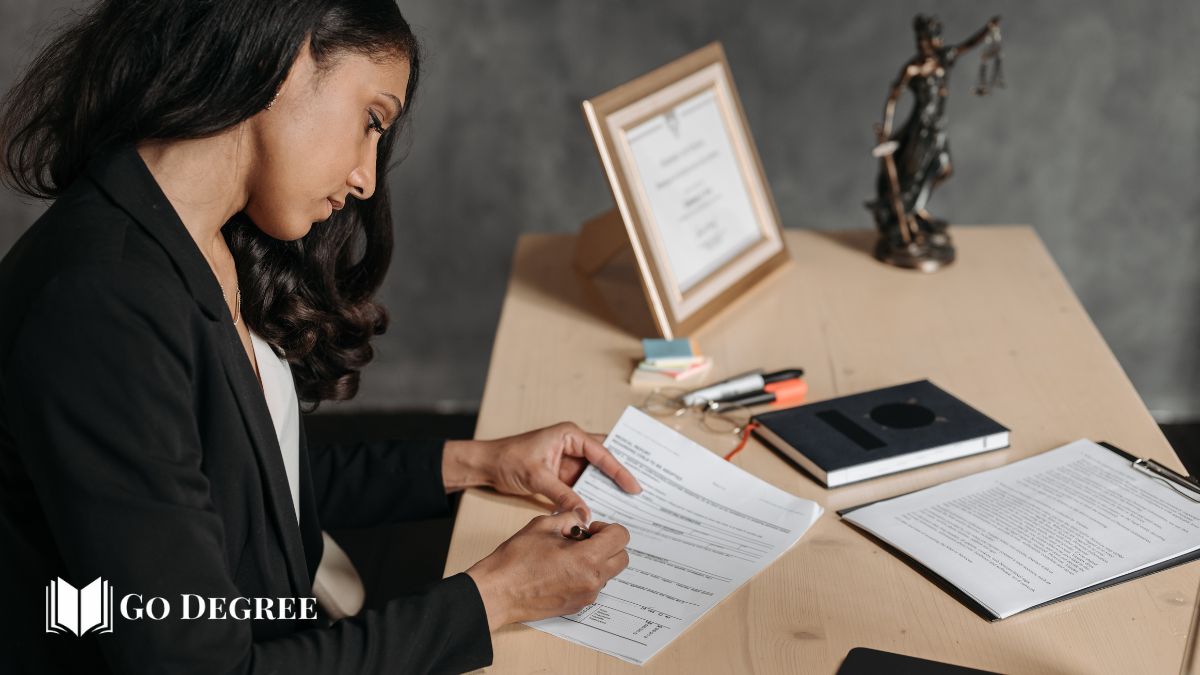 Why Consider Alternative Careers With A Law Degree Go Degree