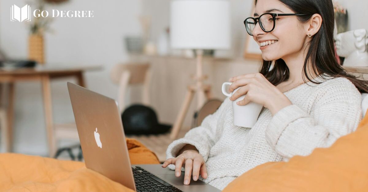 Are online degrees hard to get